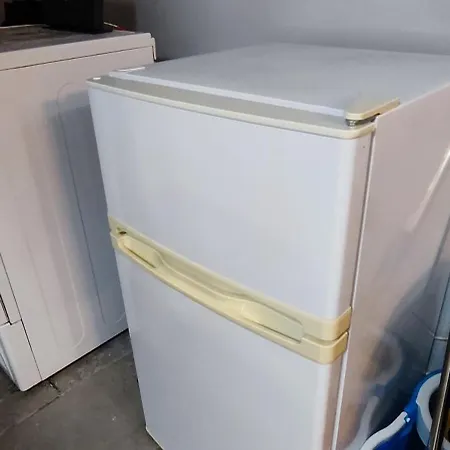 A Whole Terrace House To Appartement *