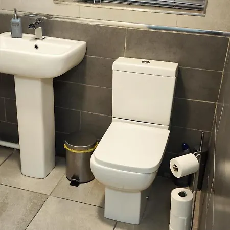 Апартаменты A Whole Terrace House To *